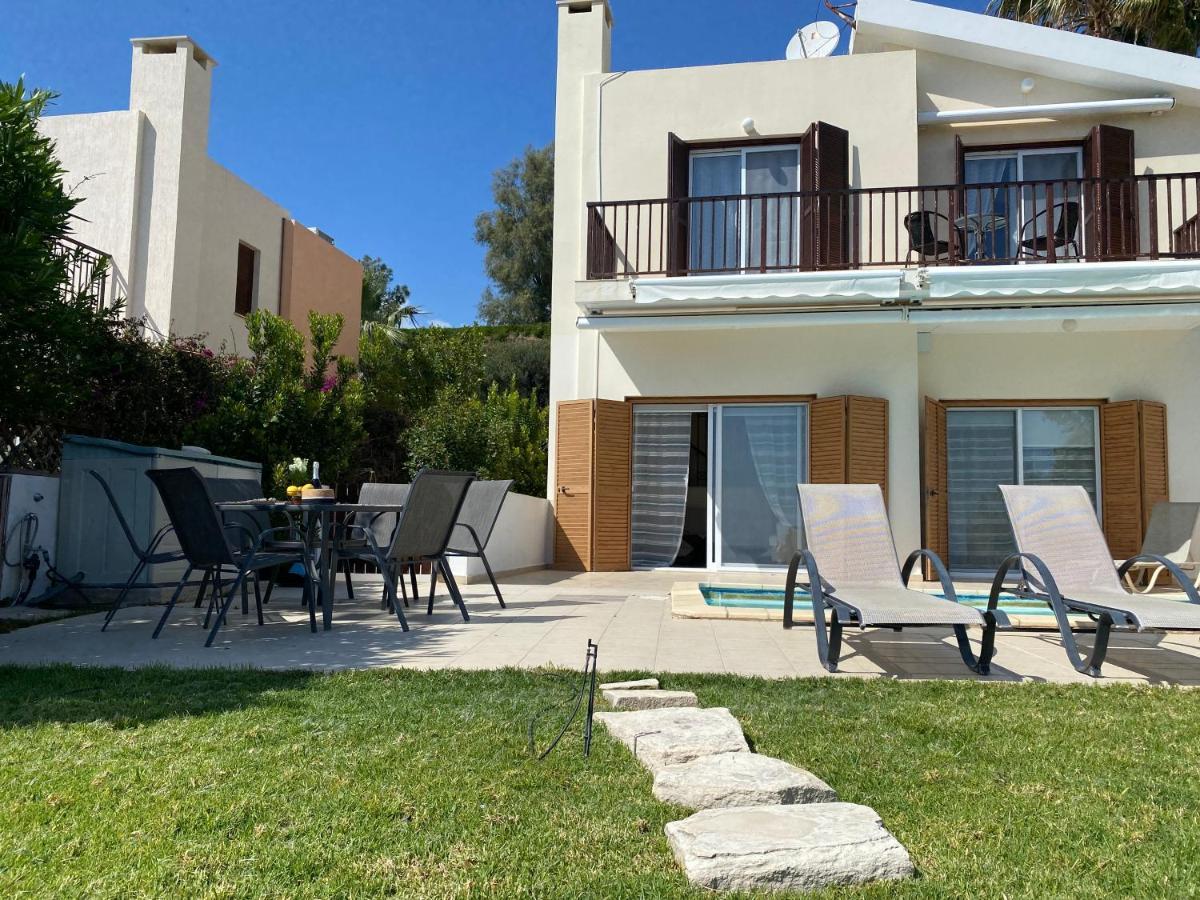 Amazing Front Line Villa In Coral Bay Peyia Bagian luar foto